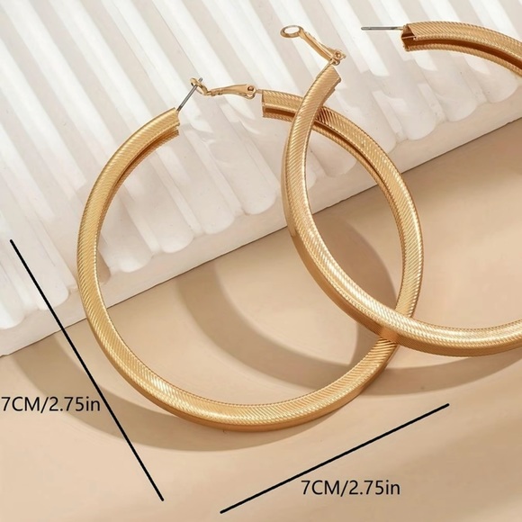 Huge Hoop Earrings - Picture 3 of 3